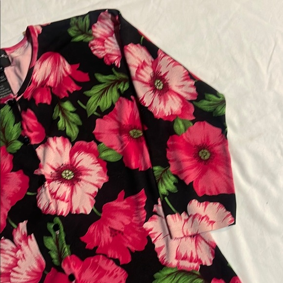 August Silk Black and Pink Floral Cardigan - Picture 5 of 9